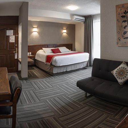Ramada Plaza By Wyndham Leon Hotel Luaran gambar
